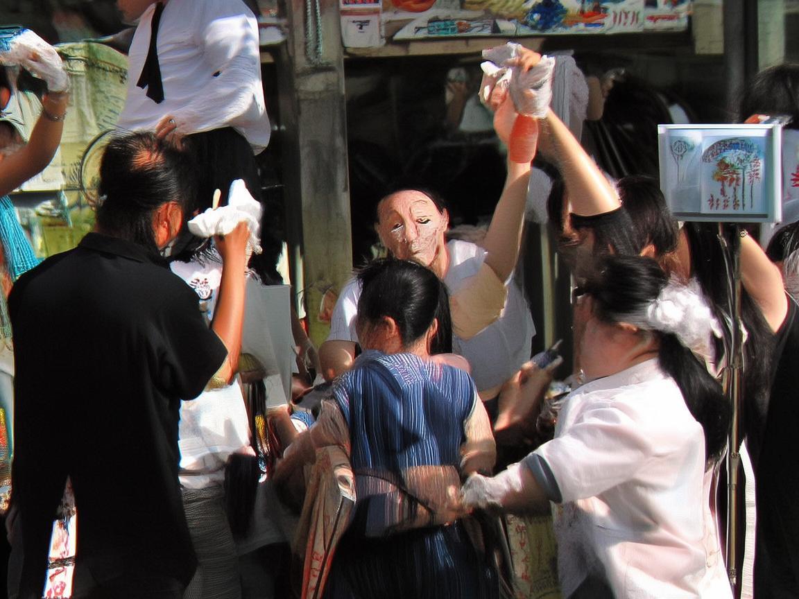 葱油饼的旋律，如何用音乐编织出传统美食的香气？