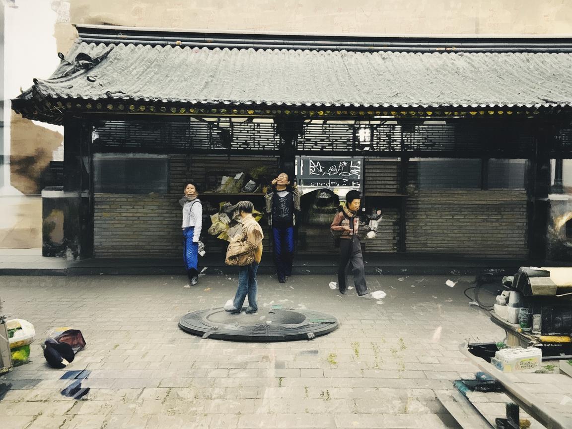 在阜阳的旋律中，如何融合传统与现代音乐元素？